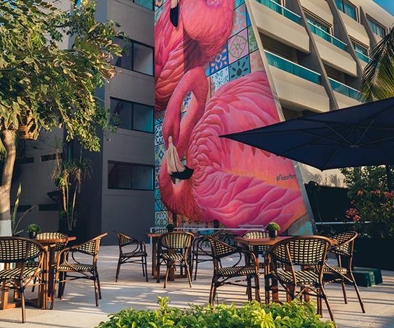 Cafeteria grab & flamingo Hotel Flamingo Cancun Resort Cancún