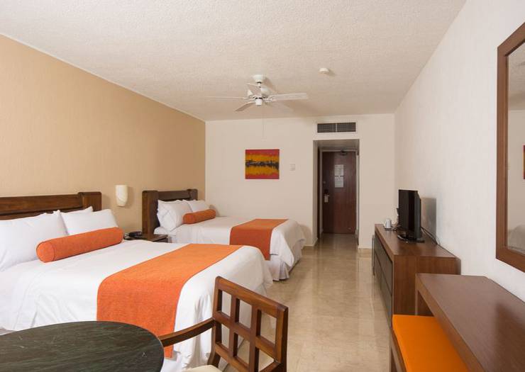 Deluxe room with sea views Flamingo Cancun Resort Hotel Deluxe room with sea views Flamingo Cancun Resort Hotel