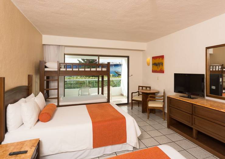 Family room Flamingo Cancun Resort Hotel Family room Flamingo Cancun Resort Hotel