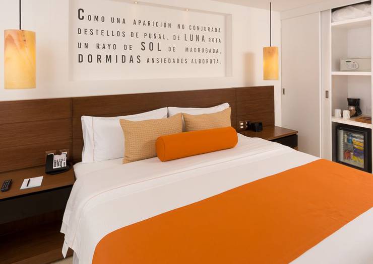 Swim up junior suite Flamingo Cancun Resort Hotel Swim up junior suite Flamingo Cancun Resort Hotel