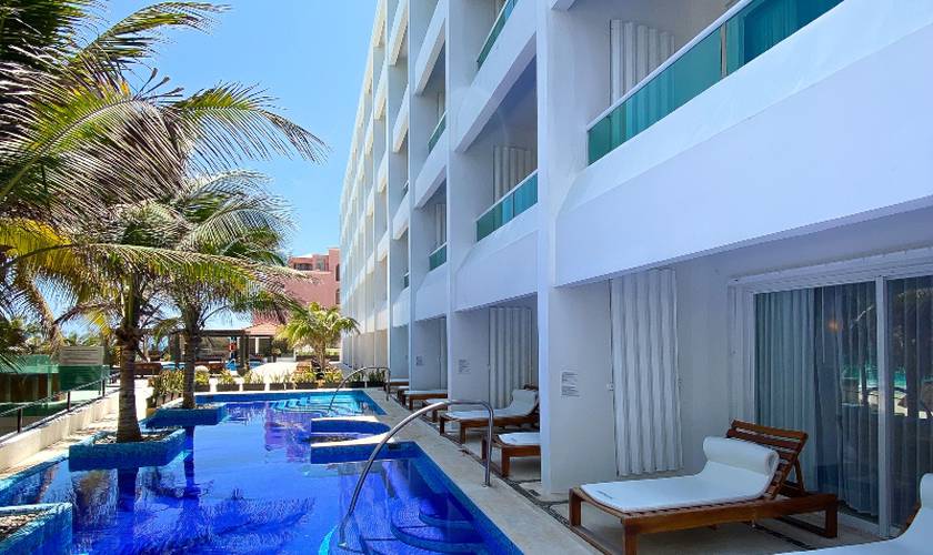 Swim up room Hotel FLAMINGO CANCUN ALL INCLUSIVE Cancún