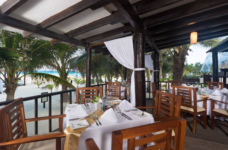 Restaurant Flamingo Cancun Resort Hotel