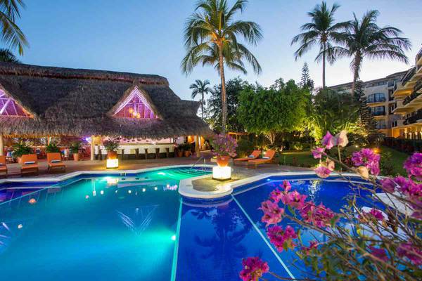 Flamingo Hotels - Puerto Vallarta - Flamingo Hotels - Puerto Vallarta -