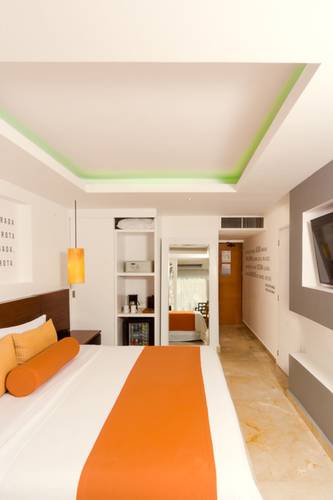 Room Flamingo Cancun Resort Hotel